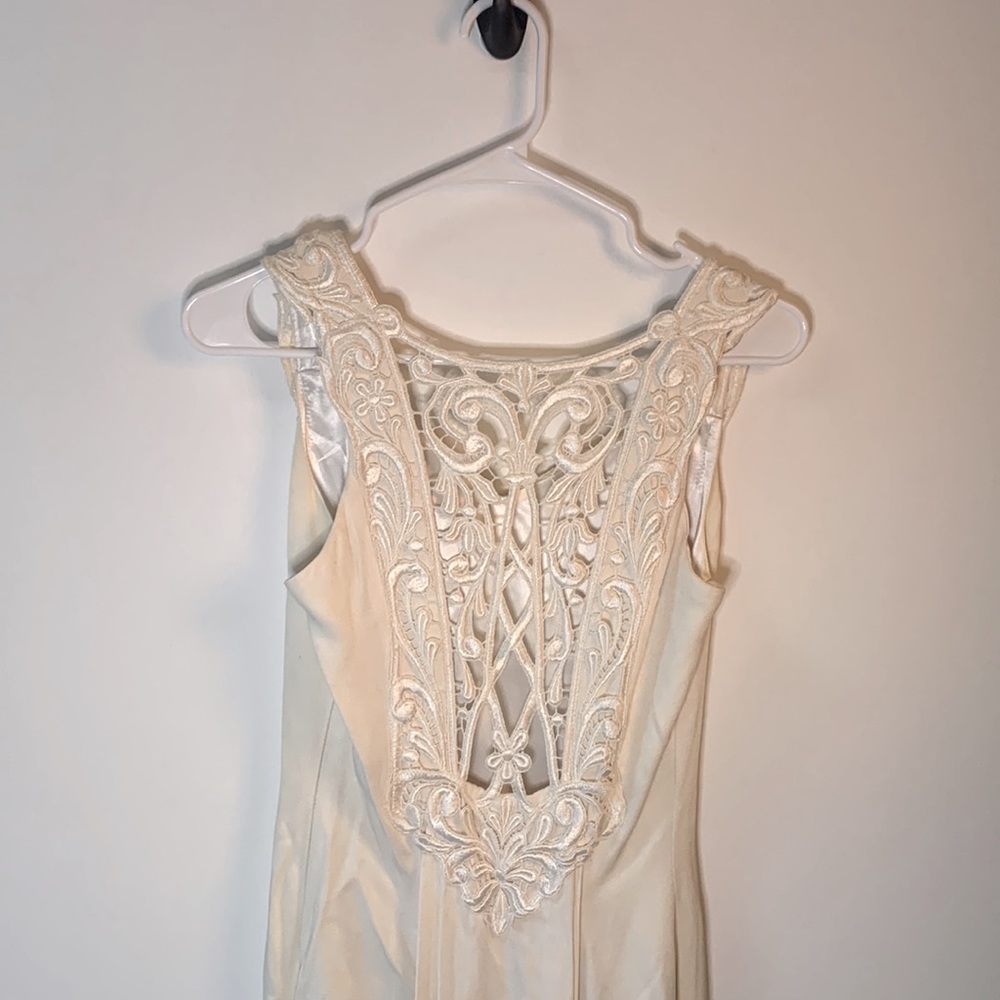 Vintage 1970’s wedding dress